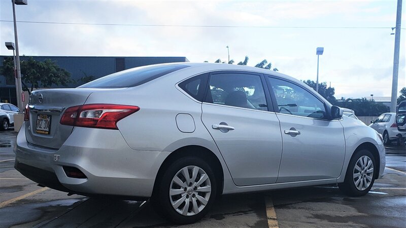 Used 2018 Nissan Sentra S FWD image 4