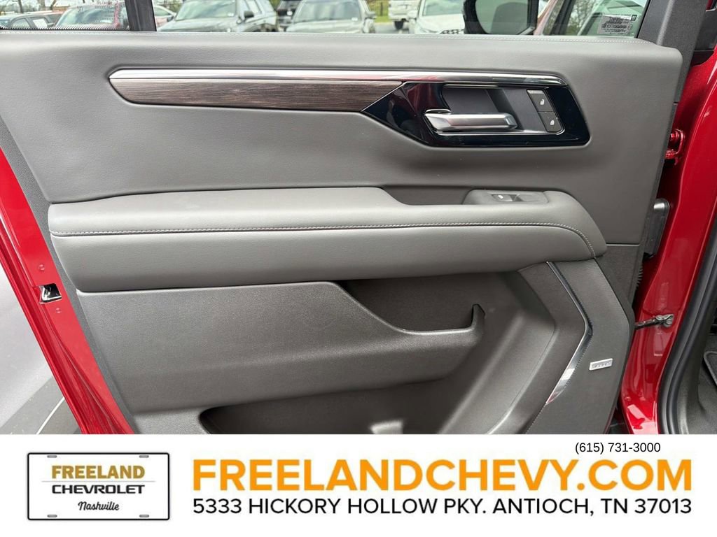 New 2026 Chevrolet Suburban LT w/ Comfort Package image 12