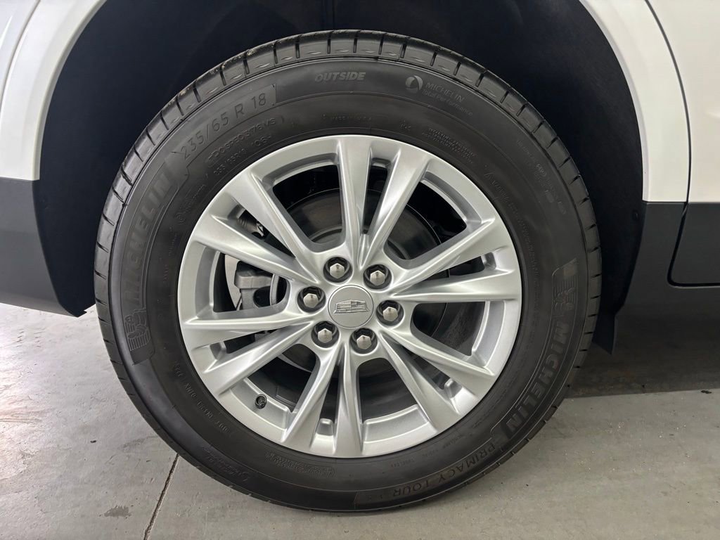 New 2025 Cadillac XT5 Luxury image 16