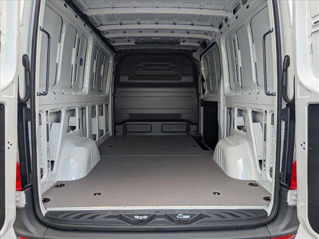 New 2025 Mercedes-Benz Sprinter 2500 image 13