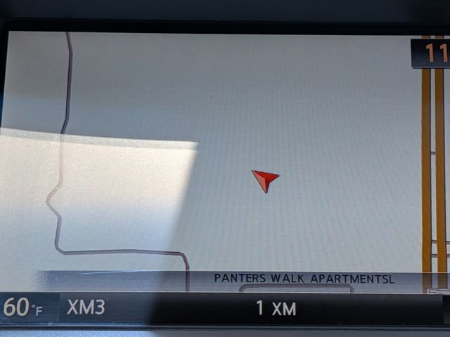 Used 2012 INFINITI M37 x w/ Deluxe Touring Pkg image 20