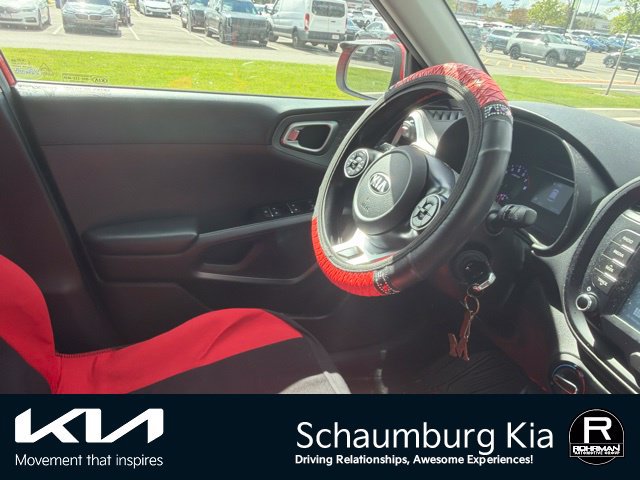 Used 2020 Kia Soul S FWD image 11