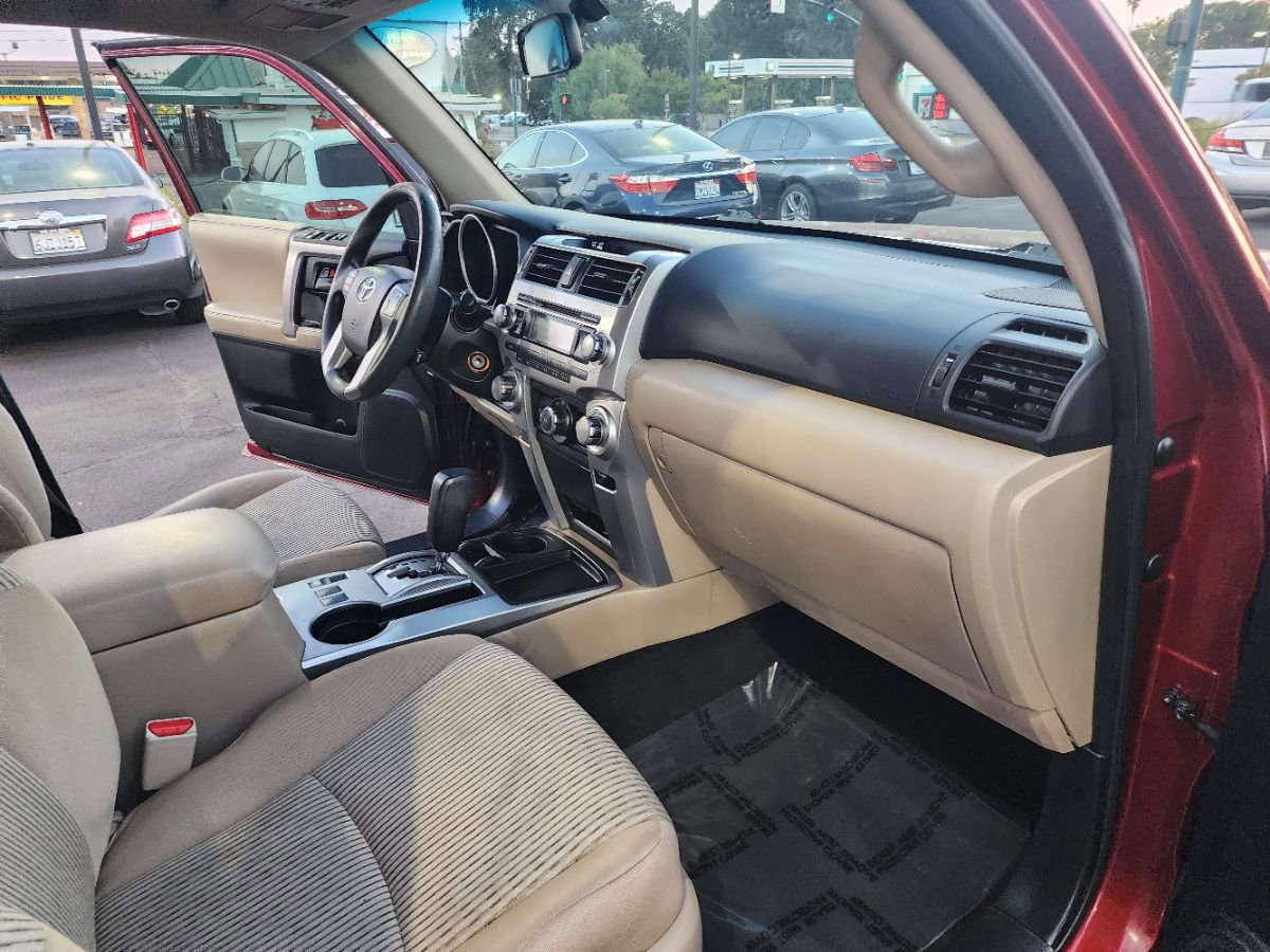 Used 2011 Toyota 4Runner SR5 image 14
