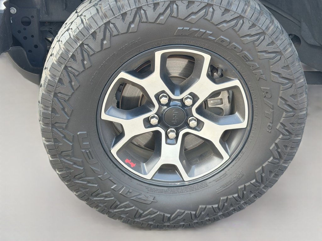 Used 2021 Jeep Wrangler Unlimited Rubicon AWD/4WD image 11