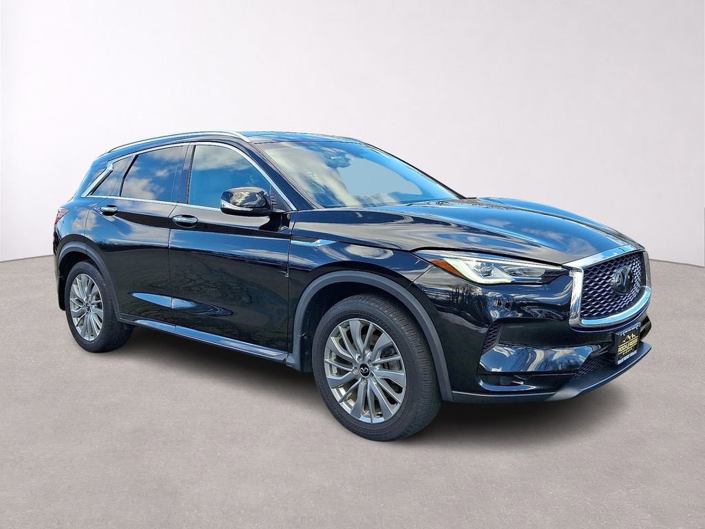 Used 2023 INFINITI QX50 Luxe image 1