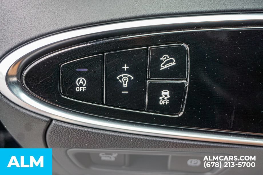 Used 2025 Genesis GV70 2.5T AWD/4WD image 46