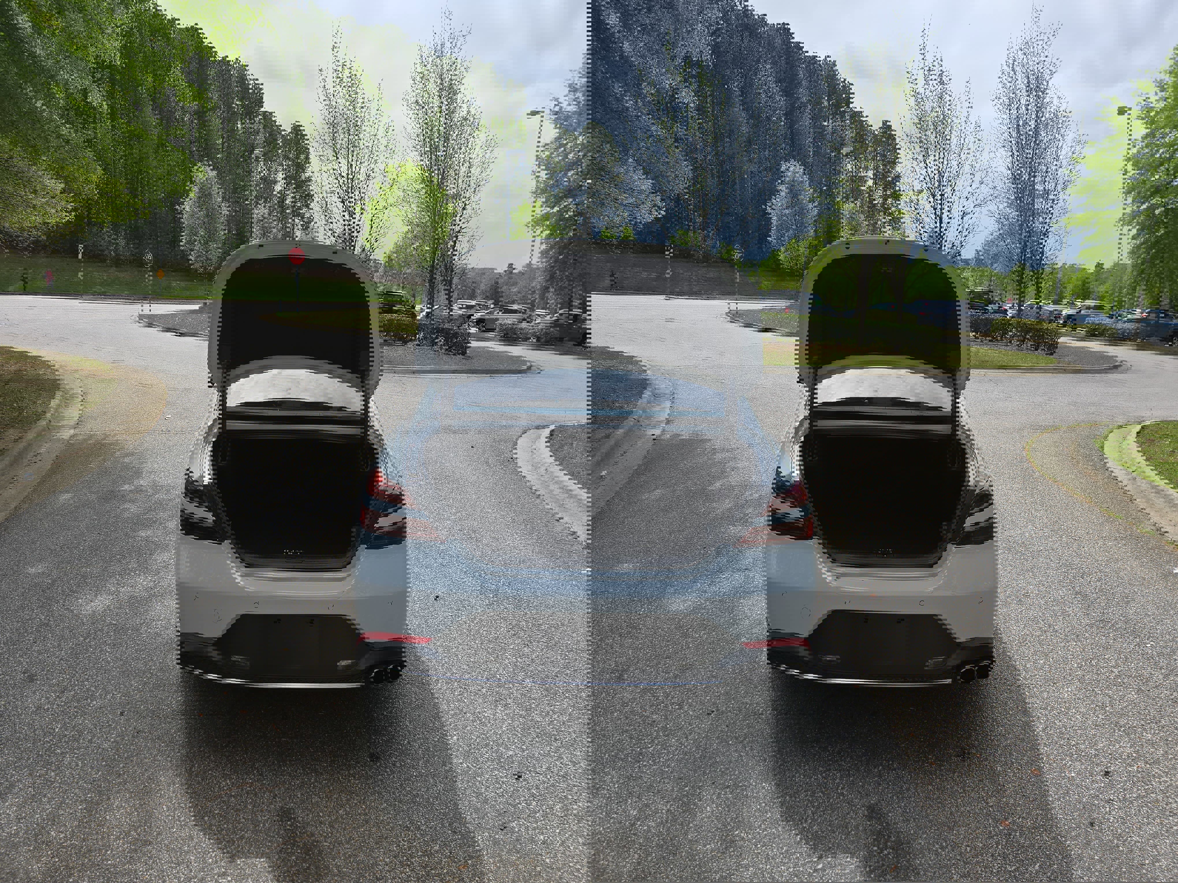 Used 2022 Genesis G70 2.0T w/ Prestige Package image 12