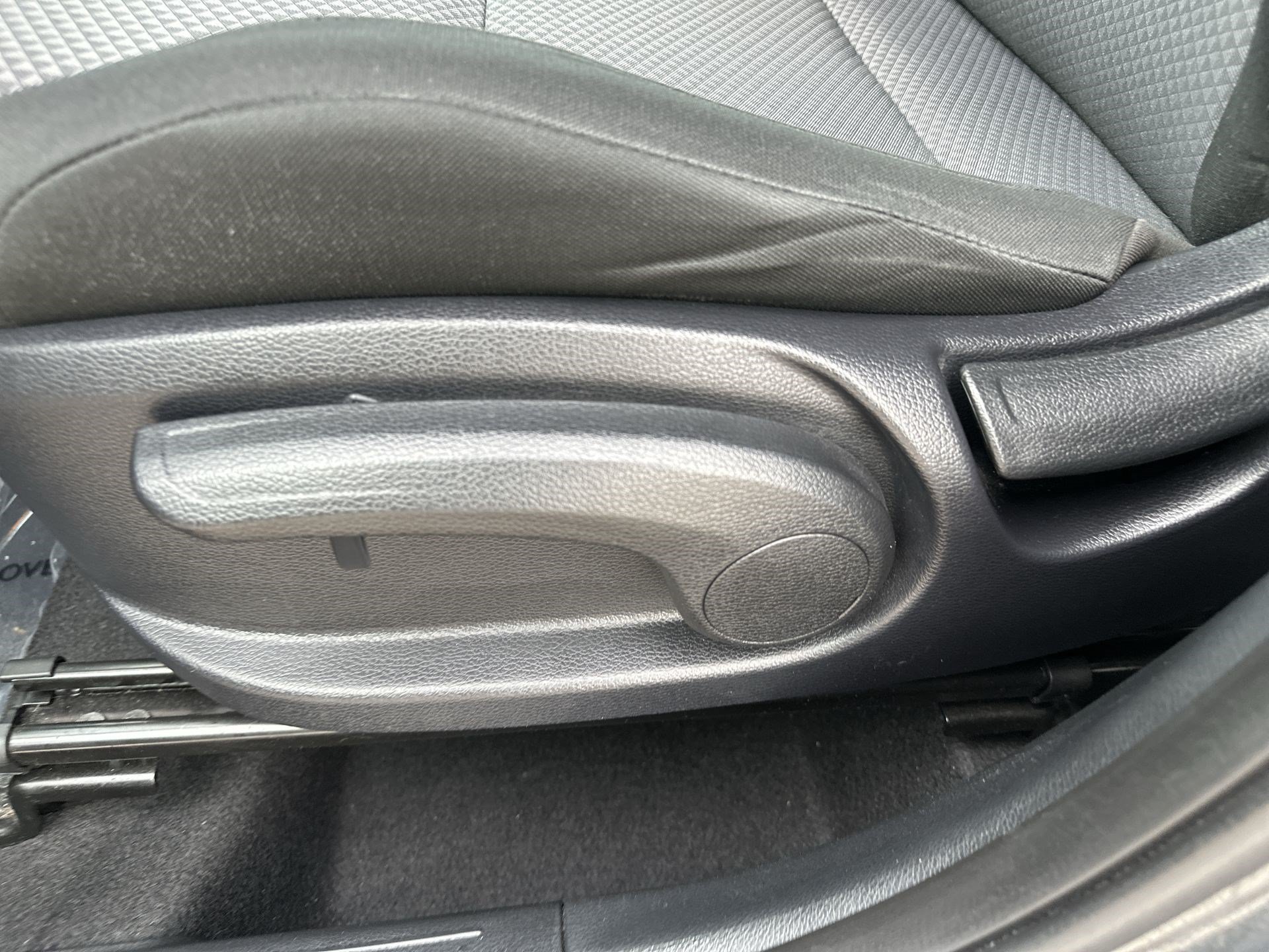 Certified 2023 Kia Soul LX FWD image 14
