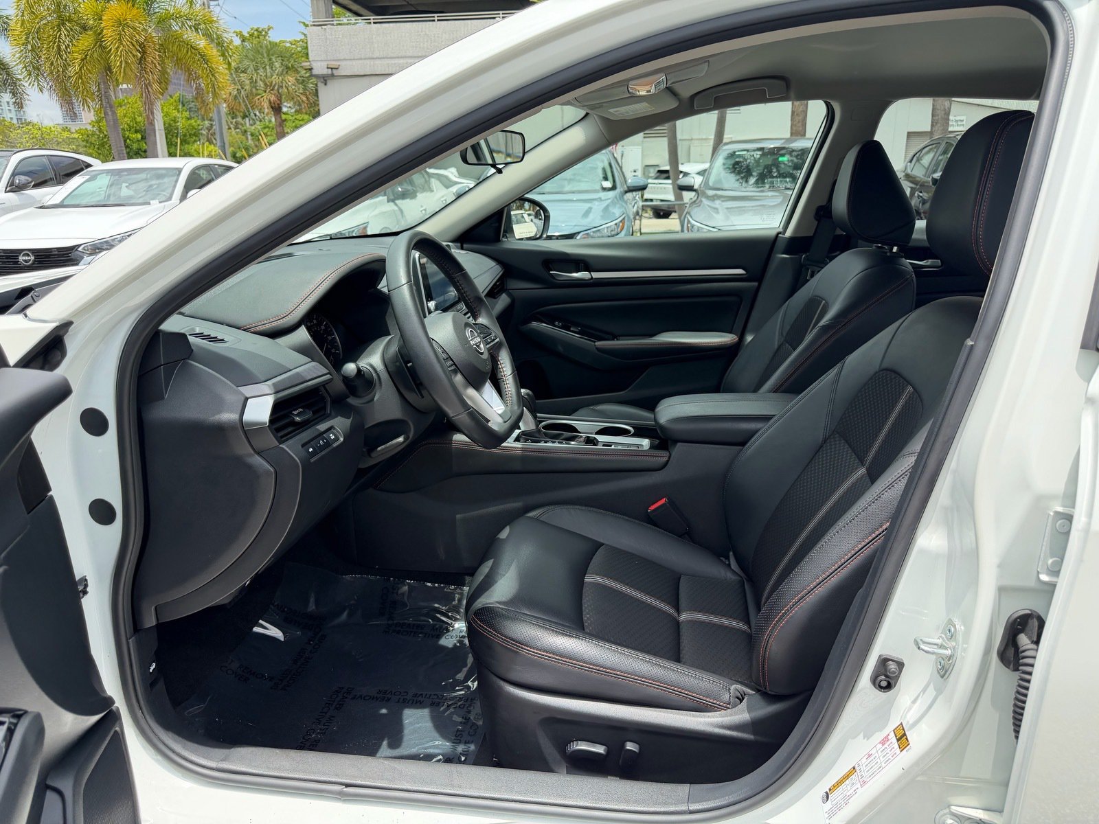 Certified 2024 Nissan Altima 2.5 SR AWD/4WD image 10