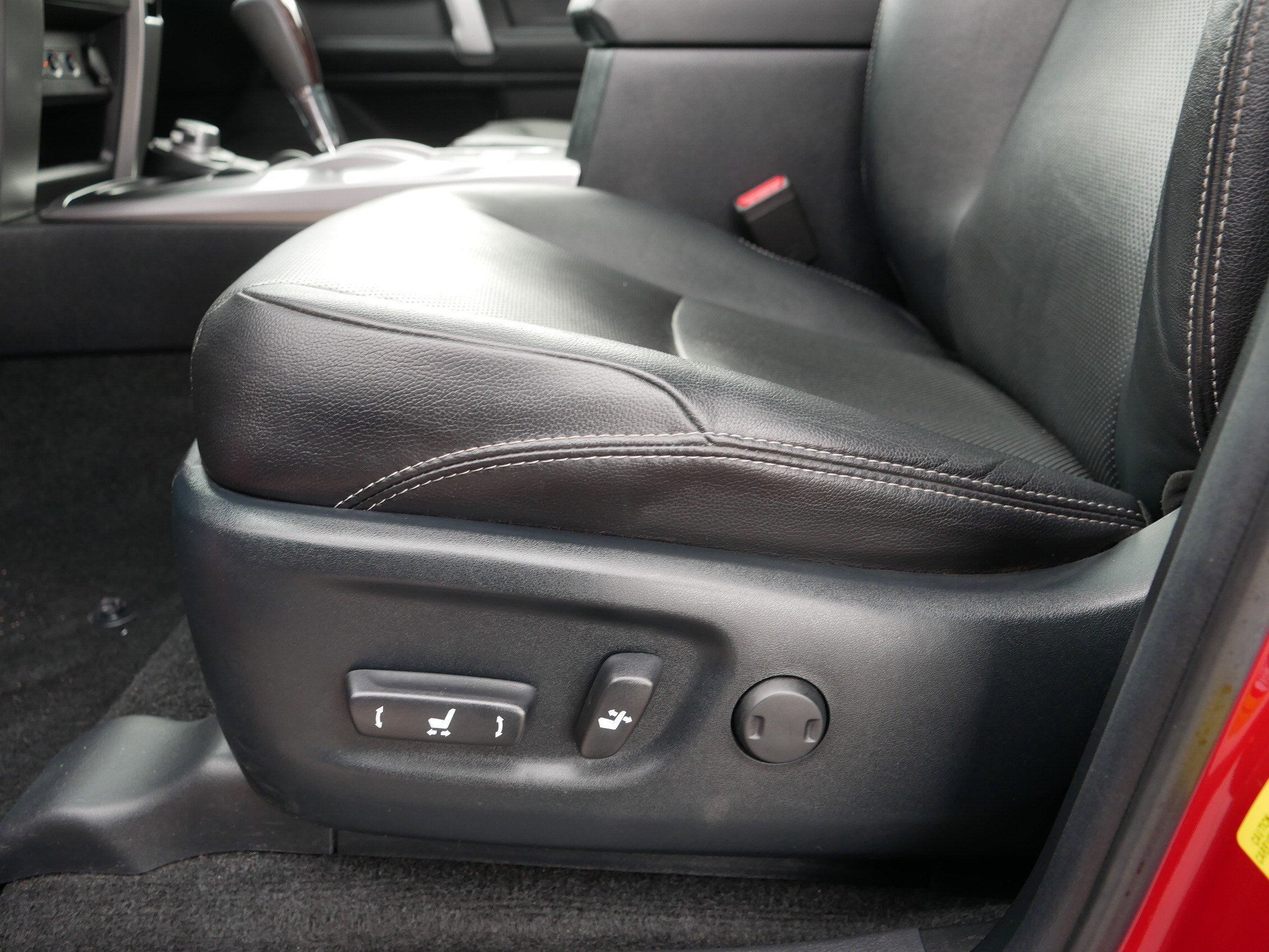Used 2023 Toyota 4Runner Limited AWD/4WD image 20