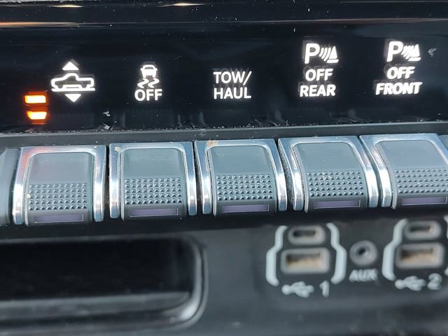 Certified 2022 RAM 1500 Limited w/ Off Road Group image 18