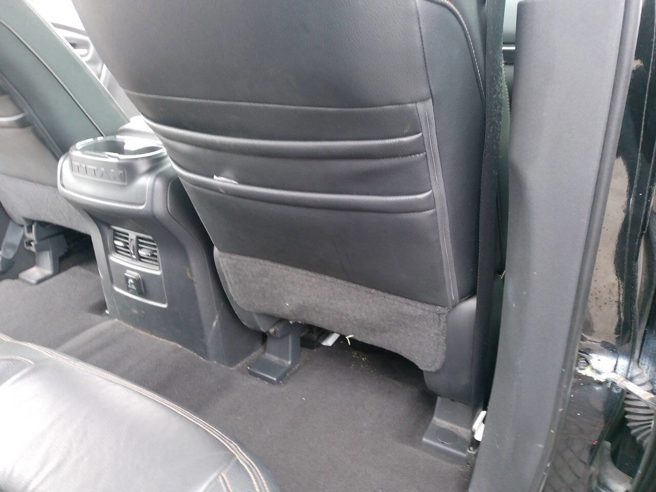 Used 2018 Nissan Titan SL w/ Midnight Edition image 24