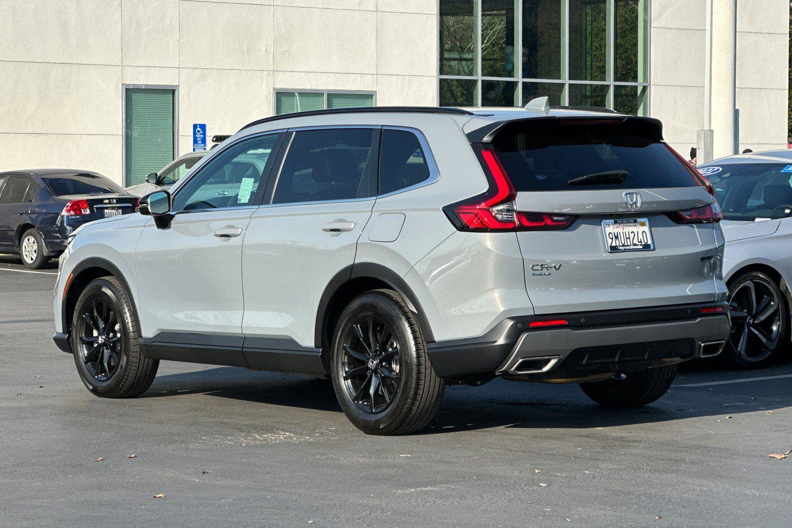 Certified 2025 Honda CR-V Sport-L image 5