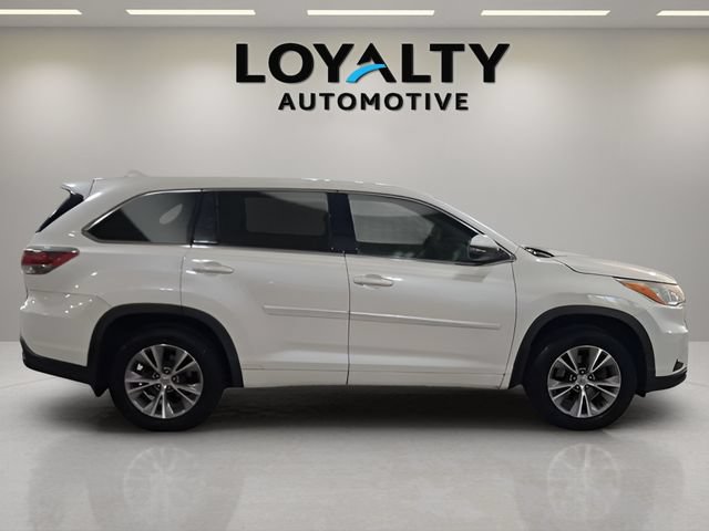 Used 2014 Toyota Highlander Plus AWD/4WD image 6