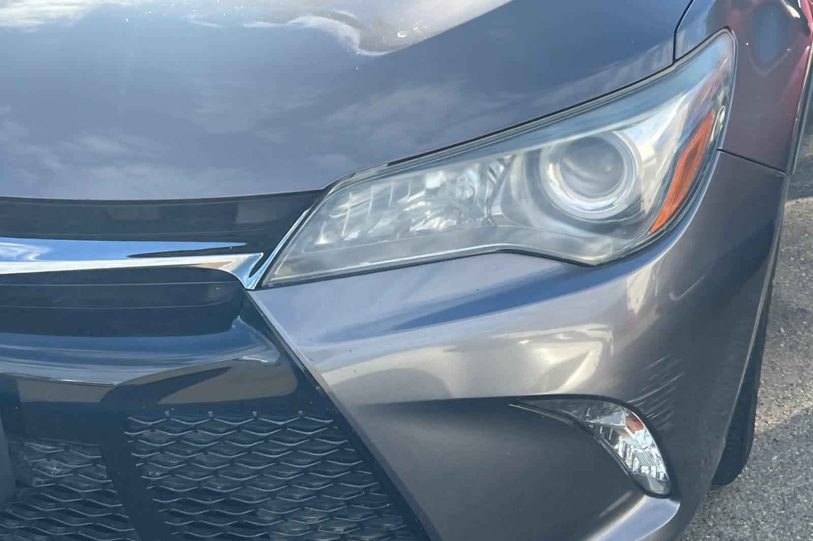 Used 2017 Toyota Camry SE w/ Moonroof Package image 11