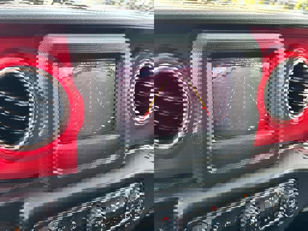 Used 2019 Jeep Wrangler Unlimited Rubicon w/ Dual Top Group image 12