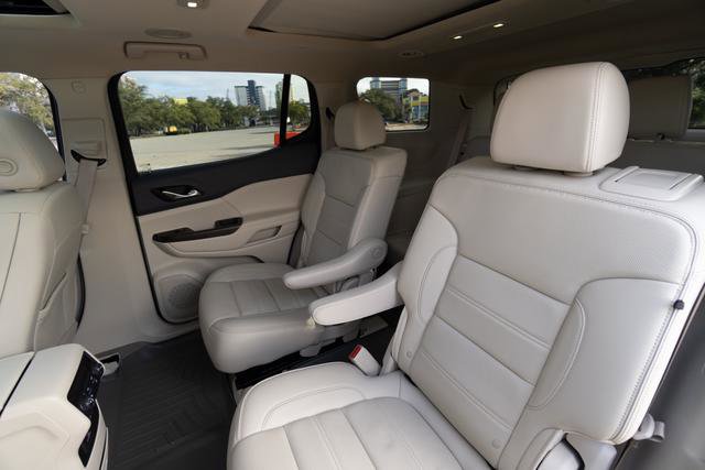 Used 2022 GMC Acadia Denali w/ Denali Ultimate Package image 29