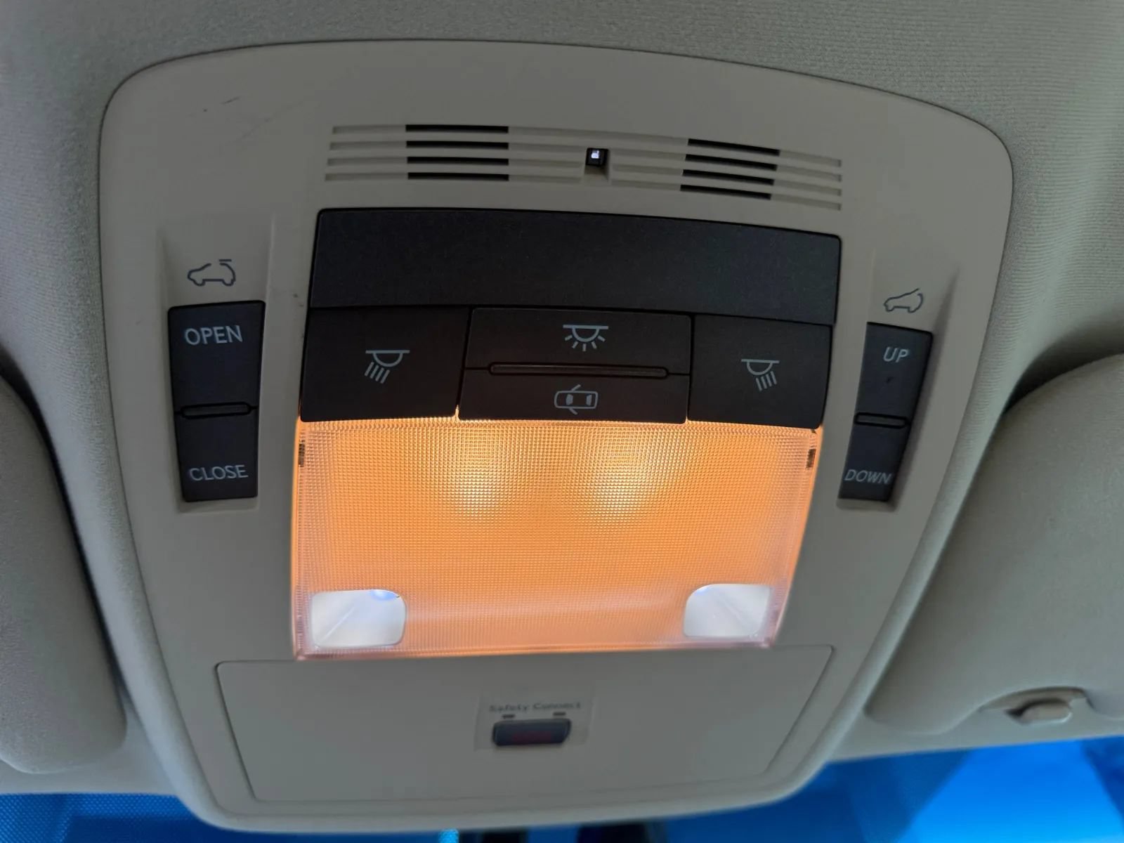 Used 2015 Lexus RX 450h FWD image 27