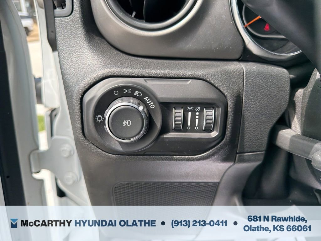 Used 2021 Jeep Wrangler Unlimited Sport AWD/4WD image 28