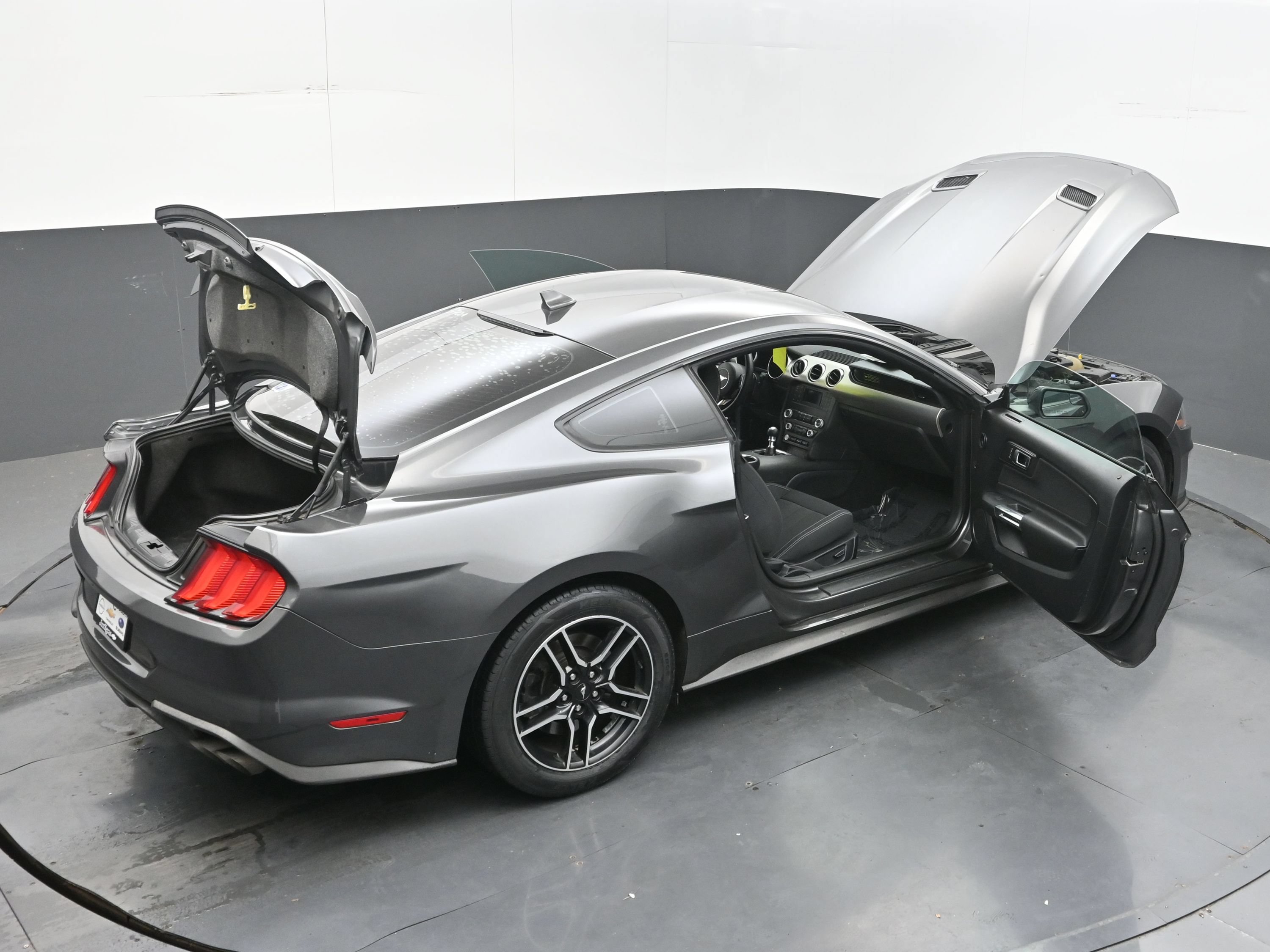 Used 2020 Ford Mustang GT RWD image 44