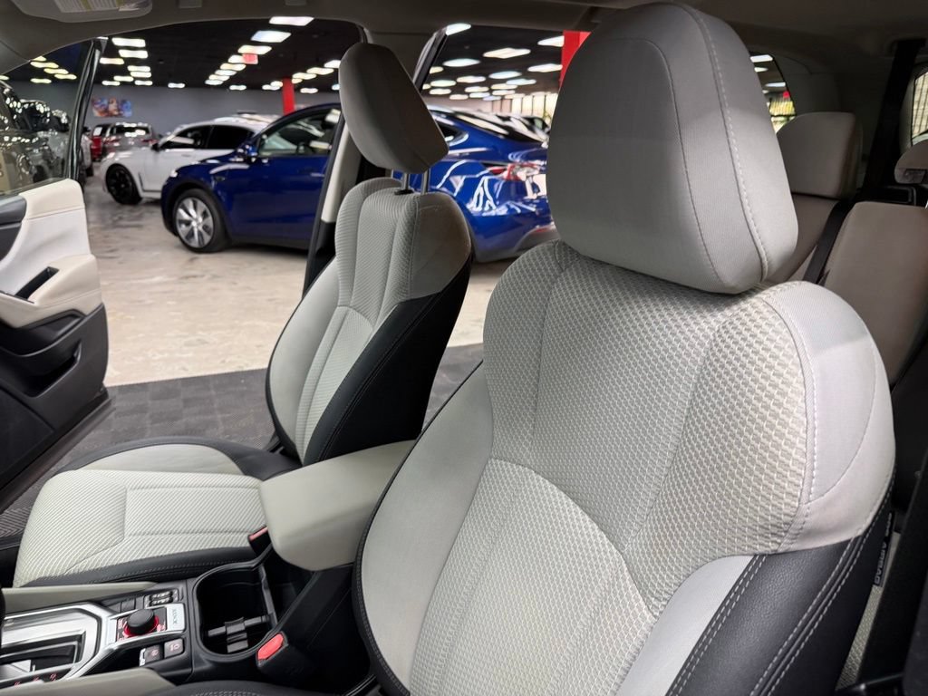 Used 2020 Subaru Forester Premium AWD/4WD image 33