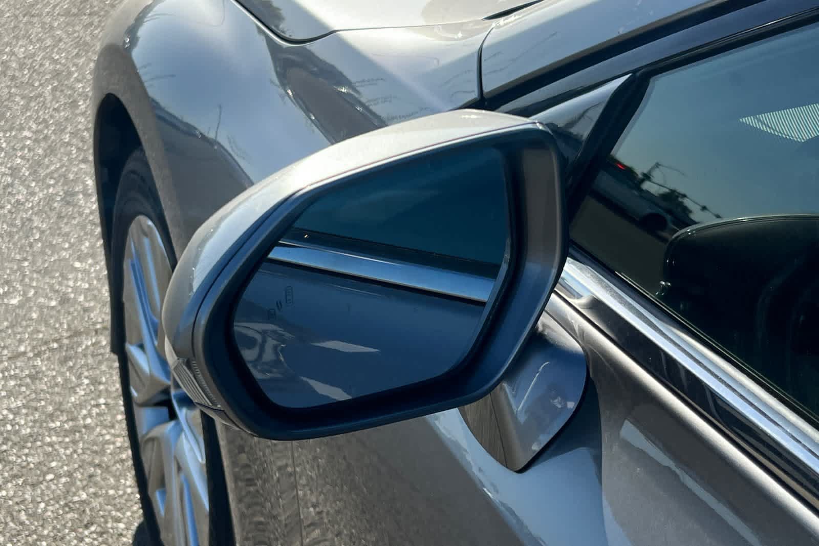 Certified 2021 Toyota Mirai w/ Advanced Technology Package RWD image 9