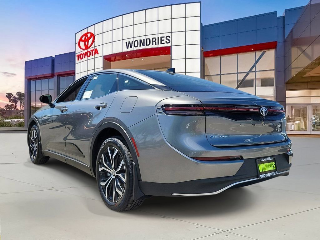 New 2026 Toyota Crown XLE image 3