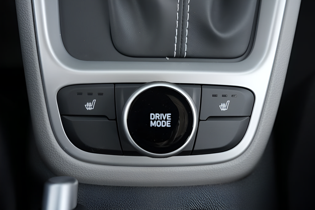 New 2026 Hyundai Venue SEL FWD image 29