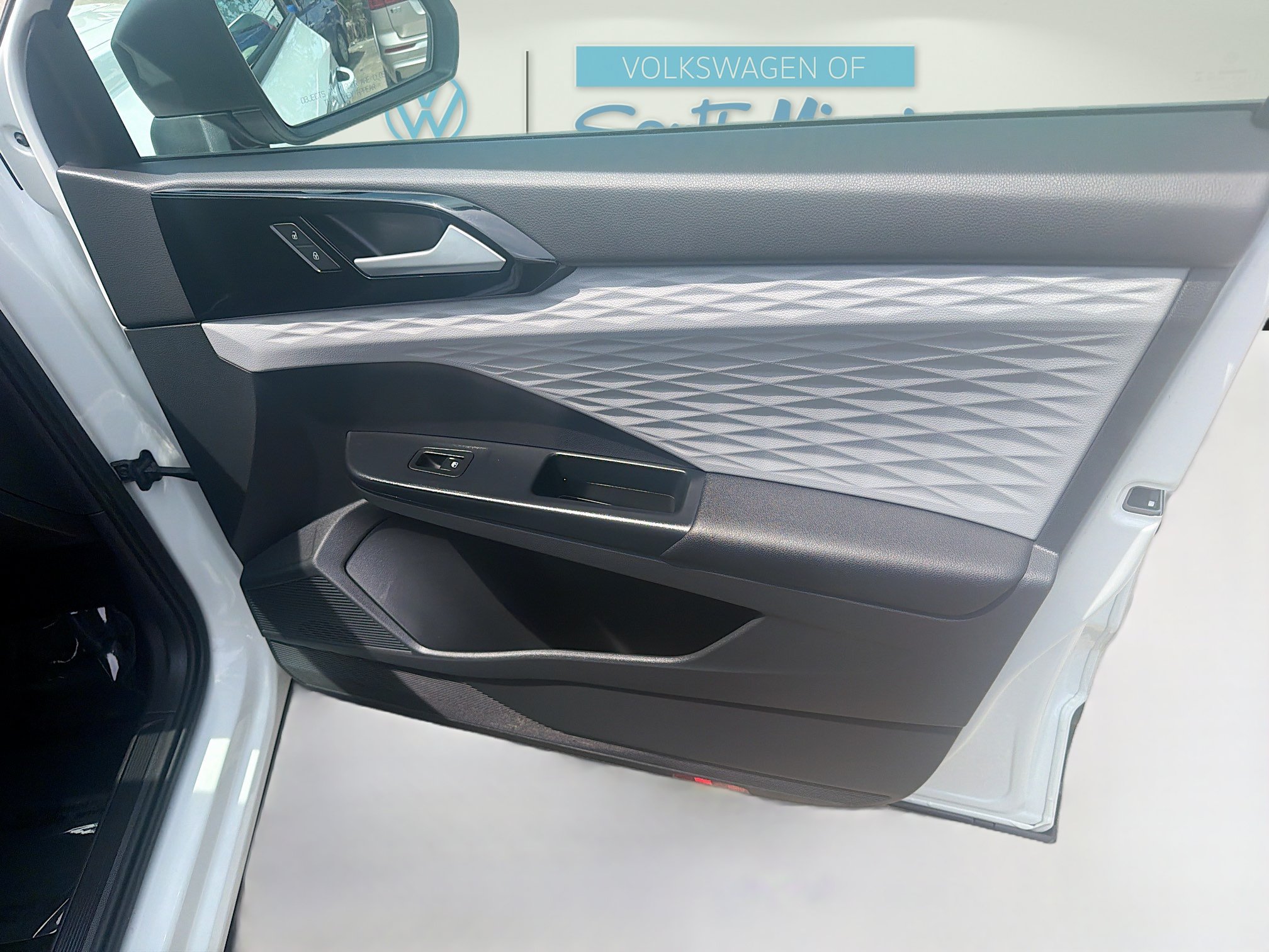 Certified 2023 Volkswagen Taos S FWD image 32