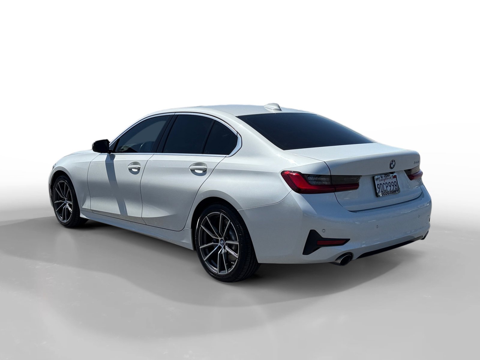 Used 2019 BMW 330i Sedan w/ Convenience Package RWD image 3