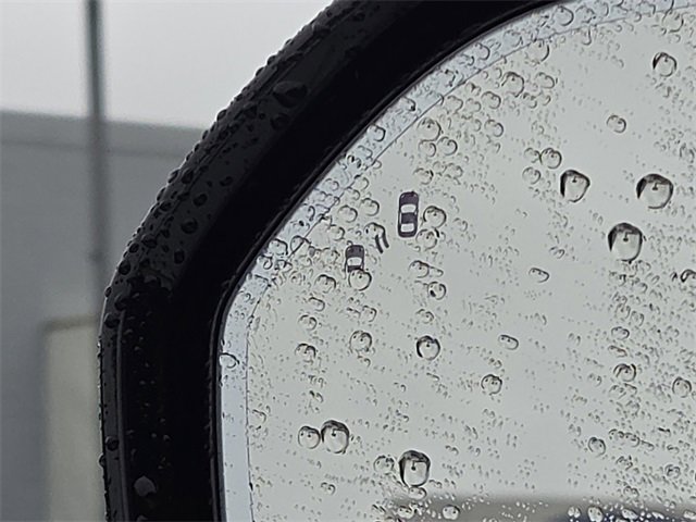Used 2023 Ford Expedition Limited image 19