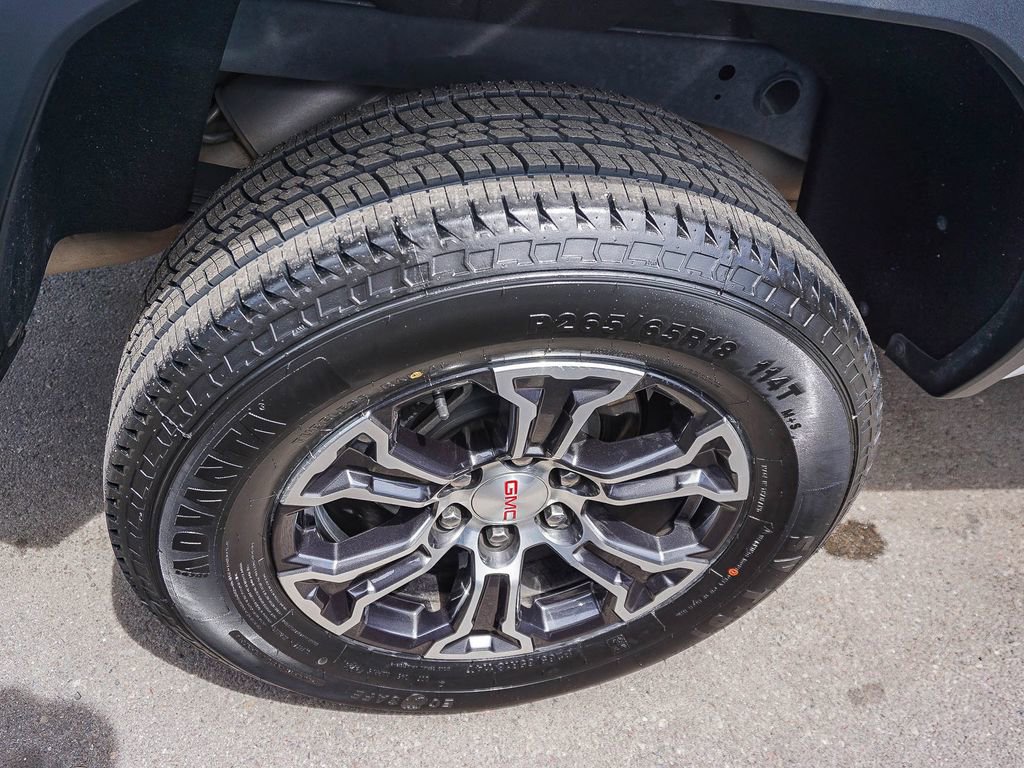 Used 2023 GMC Canyon AT4 AWD/4WD image 8
