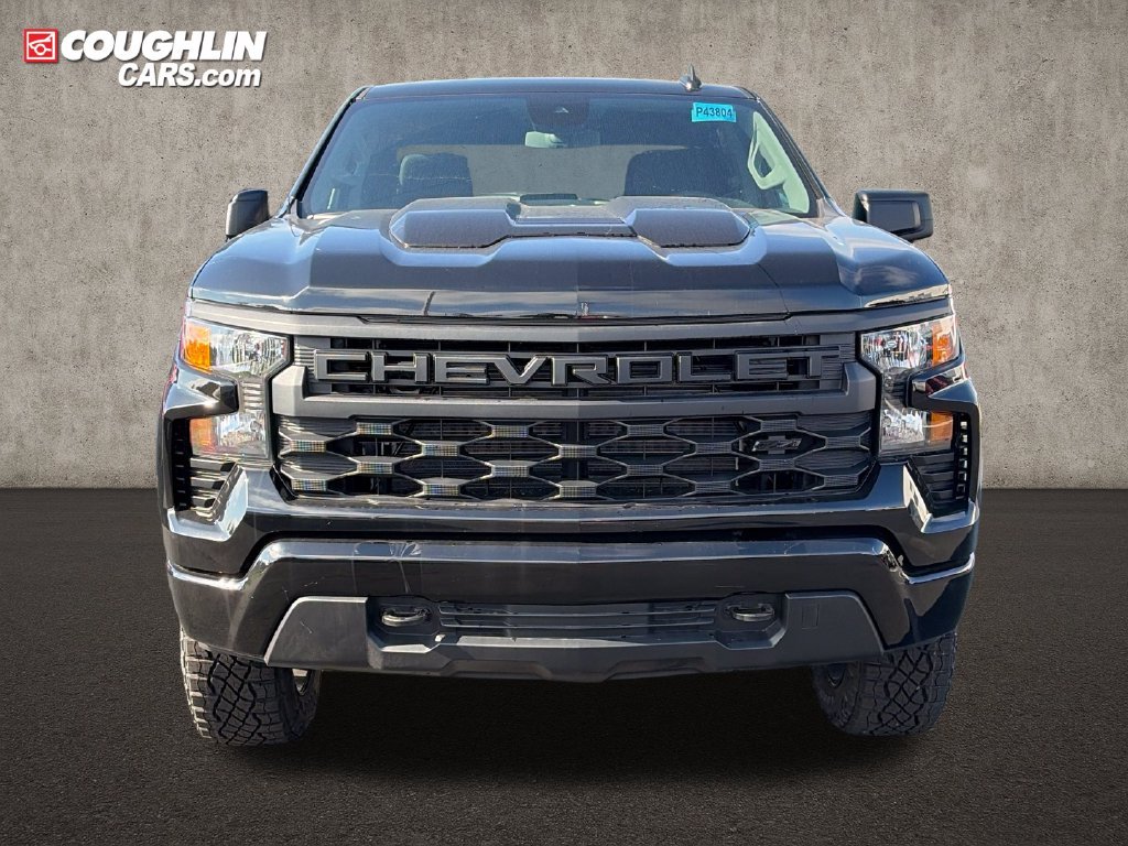New 2026 Chevrolet Silverado 1500 Custom Trail Boss w/ Dark Appearance Package AWD/4WD image 2
