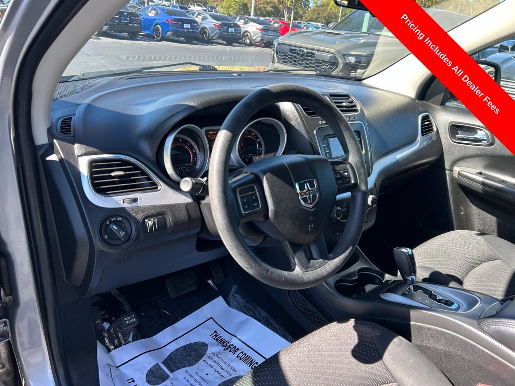 Used 2016 Dodge Journey SXT w/ Comfort/Convenience Group FWD image 3
