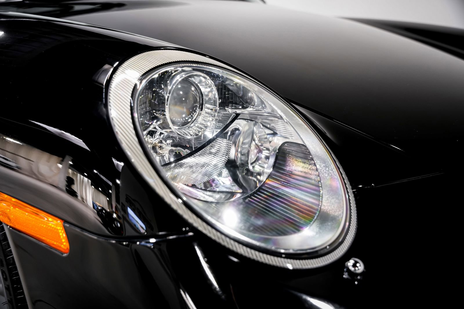 Used 2010 Porsche 911 Carrera 4S AWD/4WD image 37
