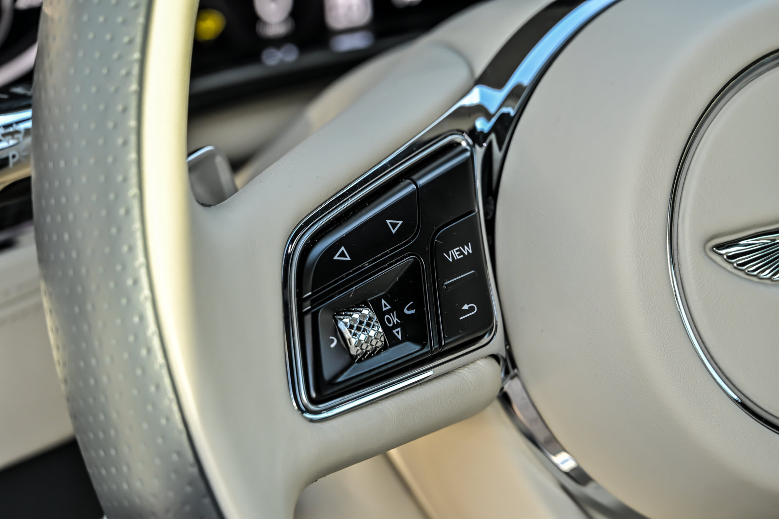 Used 2022 Bentley Continental GT AWD/4WD image 43