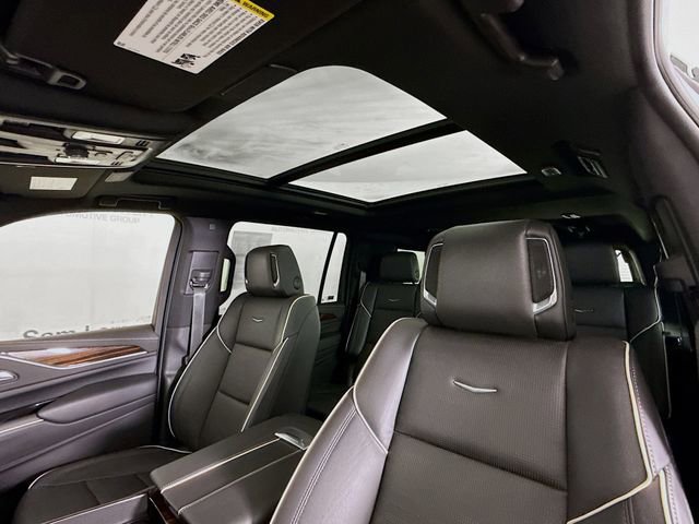 Used 2022 Cadillac Escalade ESV Premium Luxury image 26
