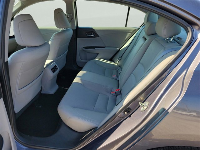 Used 2017 Honda Accord EX-L image 9