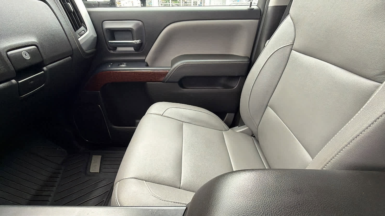 Used 2018 GMC Sierra 2500 SLT image 12