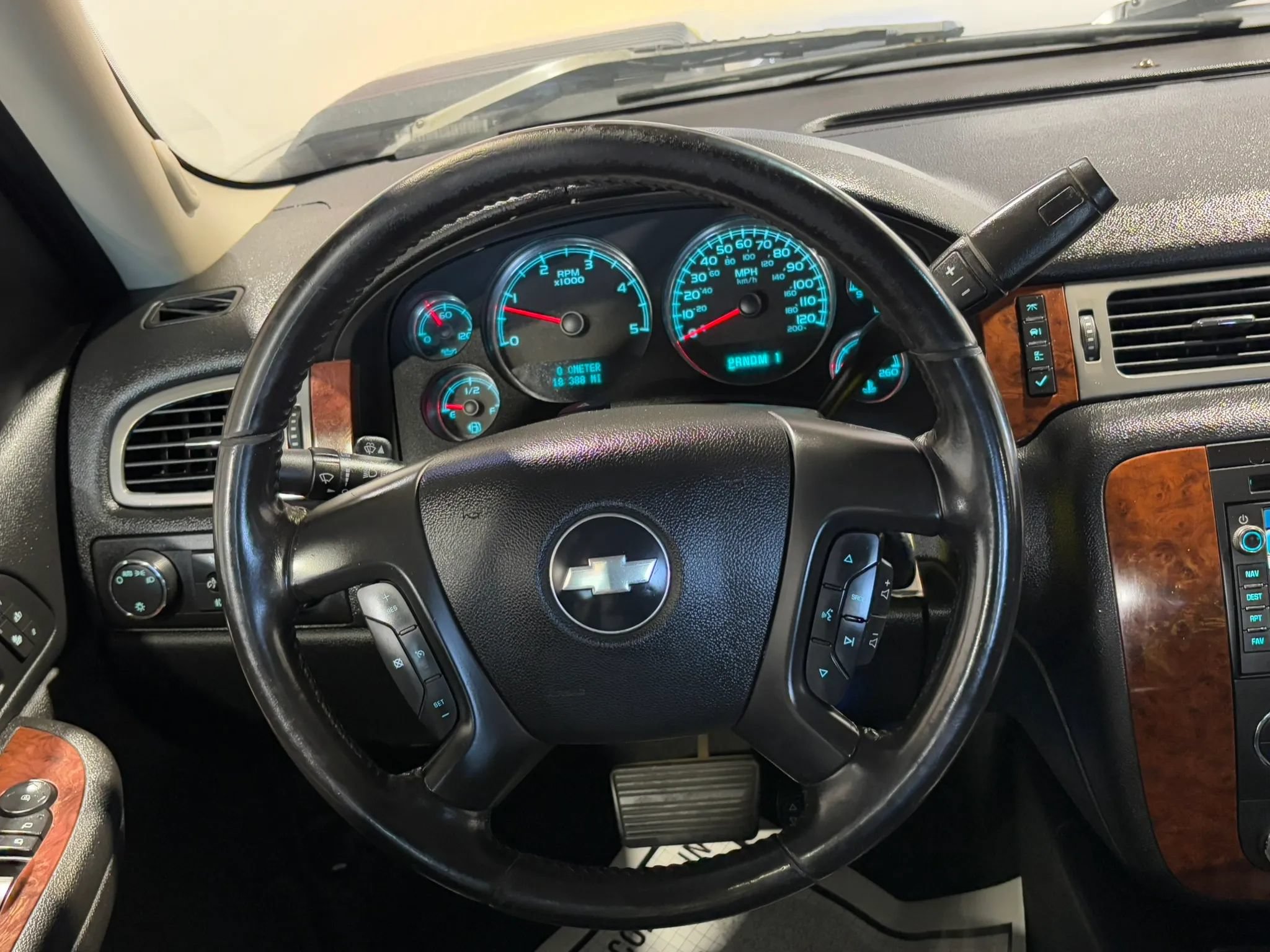 Used 2008 Chevrolet Silverado 2500 LTZ w/ Safety Package AWD/4WD image 12