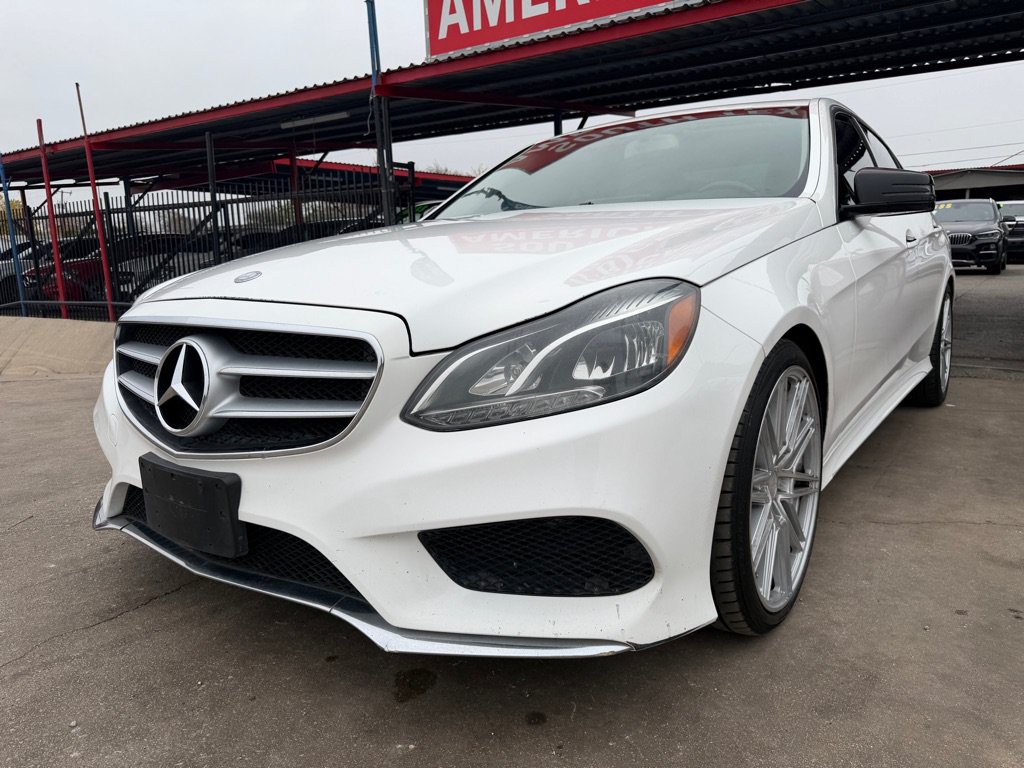 Used 2014 Mercedes-Benz E 350 Sedan image 3