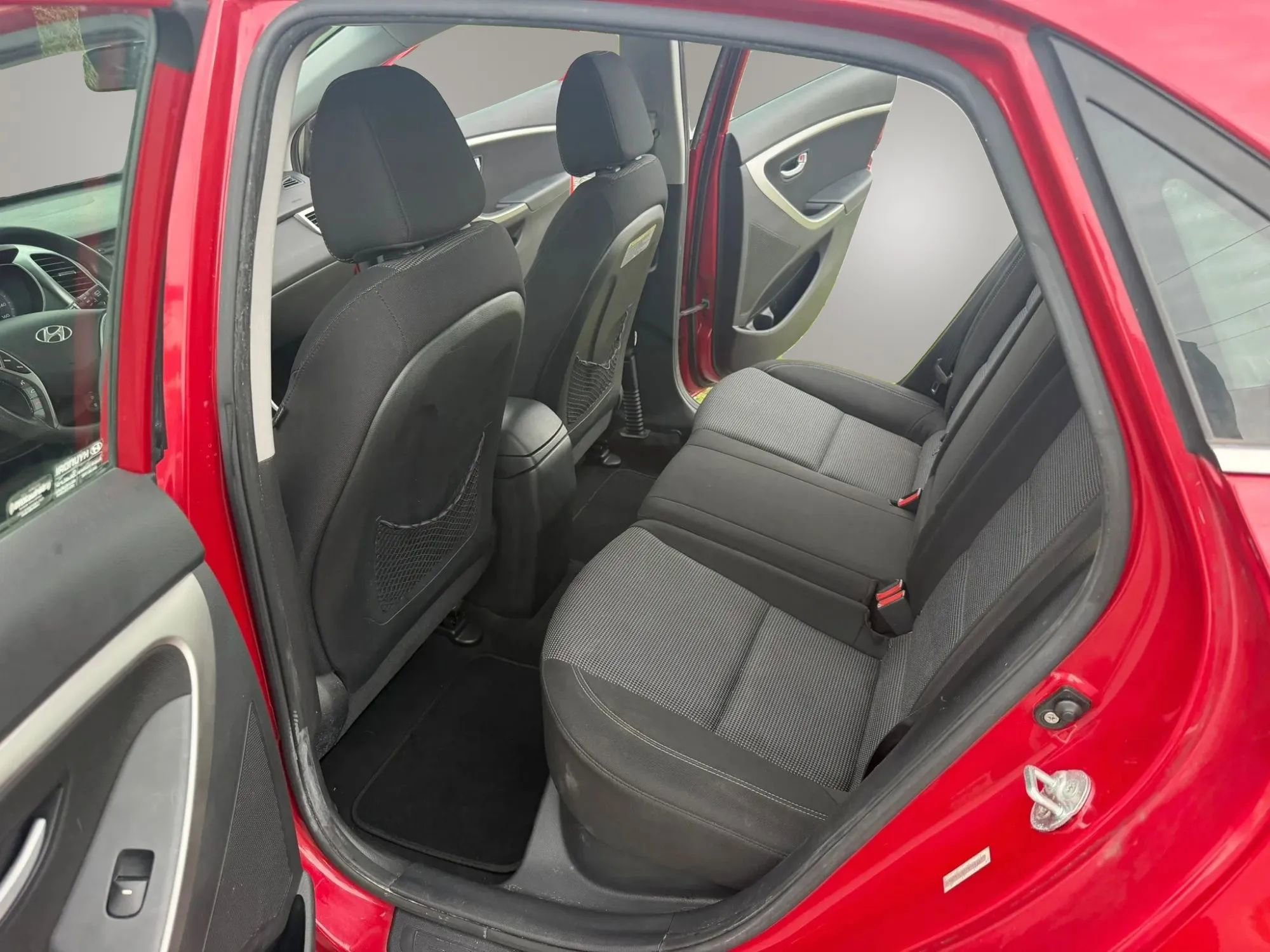 Used 2014 Hyundai Elantra GT FWD image 18