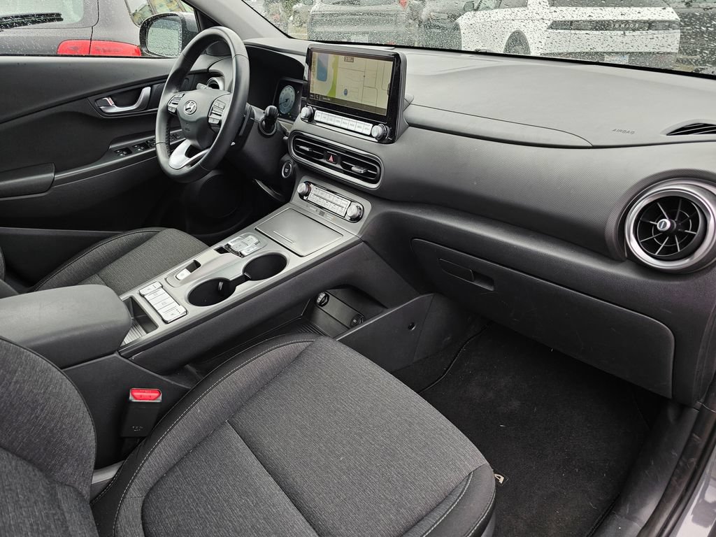 Used 2023 Hyundai Kona SEL FWD image 11