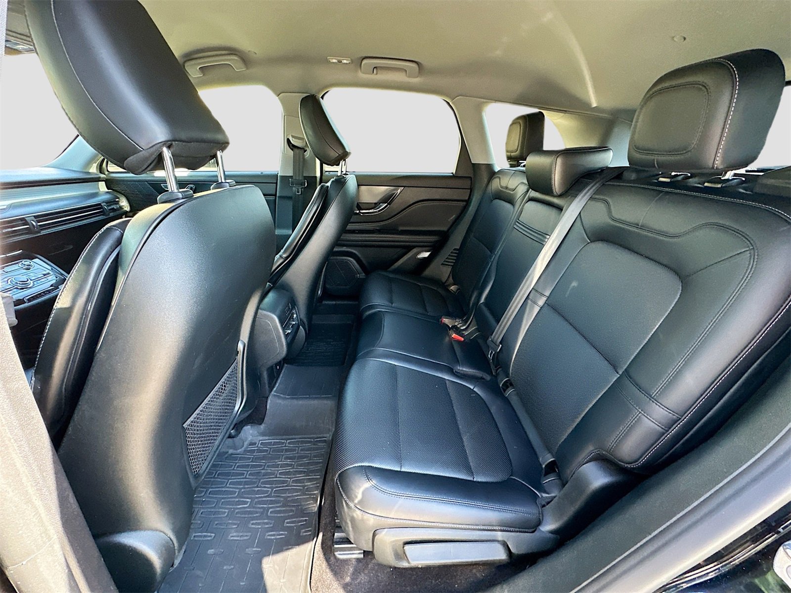 Used 2021 Lincoln Corsair Standard image 24