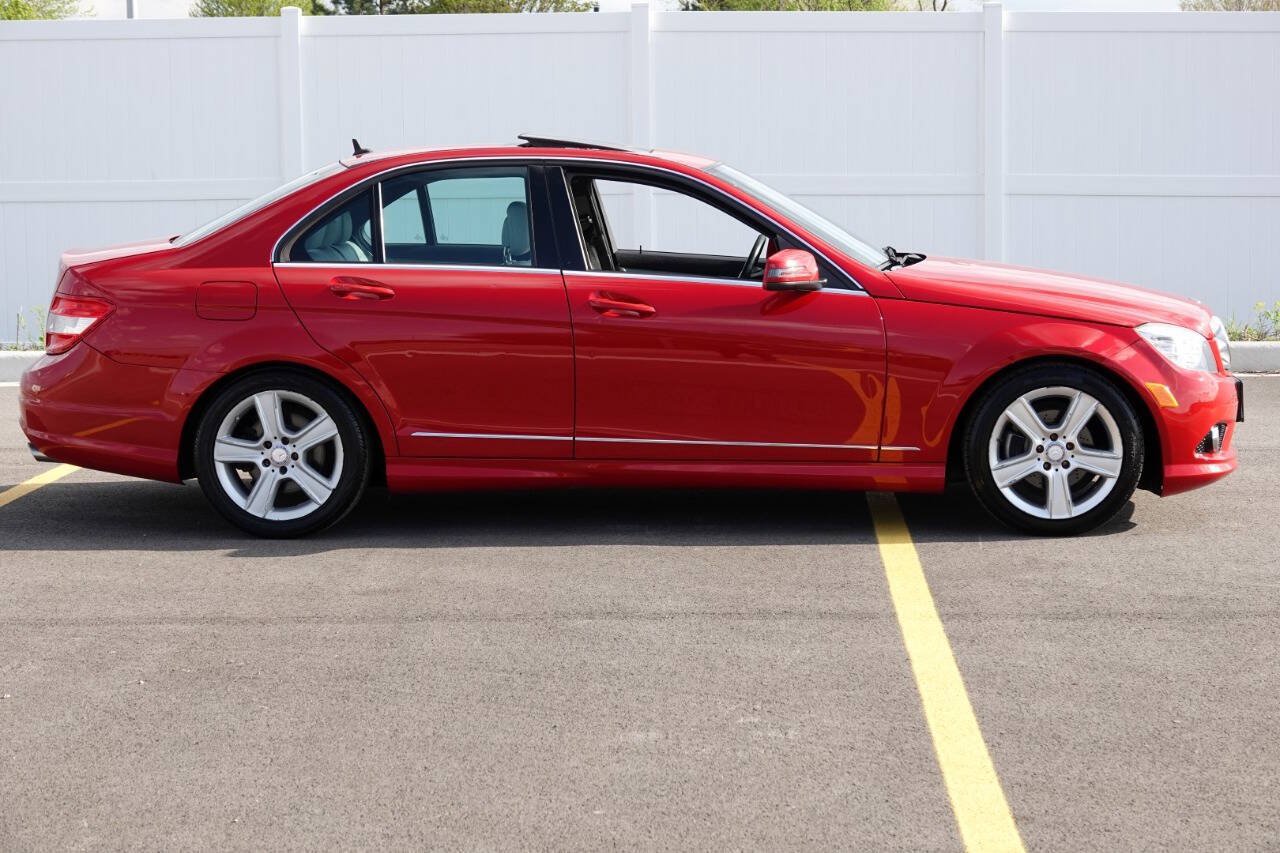Used 2010 Mercedes-Benz C 300 Sedan image 44