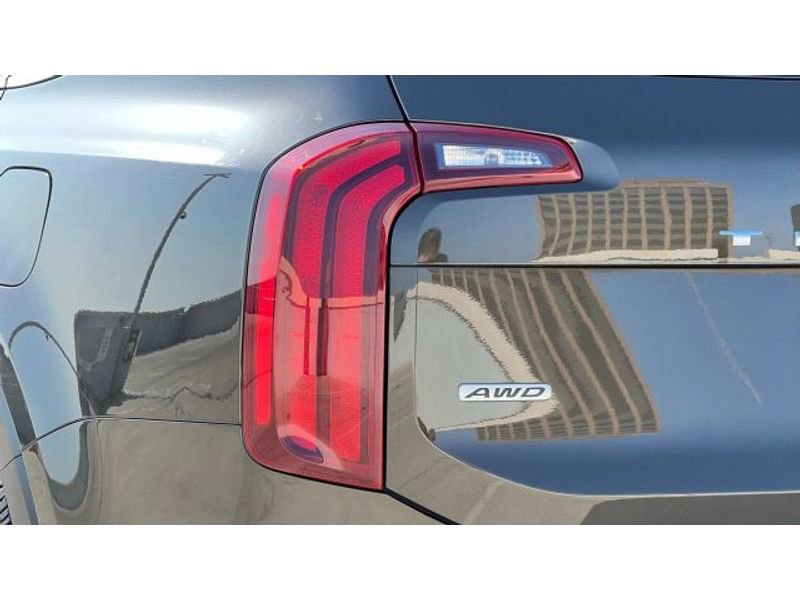 Used 2022 Kia Telluride S image 58