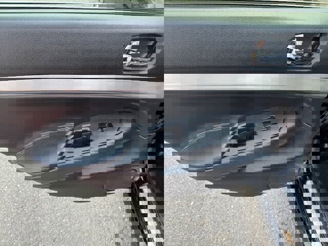 Used 2013 INFINITI G37 x w/ Premium Pkg image 11