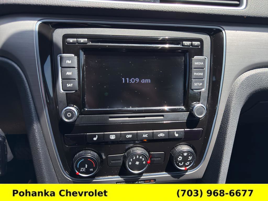 Used 2014 Volkswagen Passat 1.8T SE FWD image 14