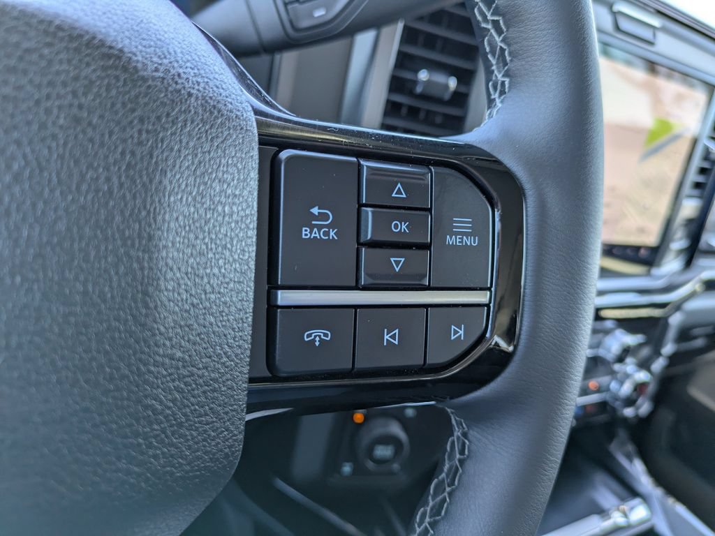 New 2026 Ford F250 Lariat w/ Black Appearance Package AWD/4WD image 35