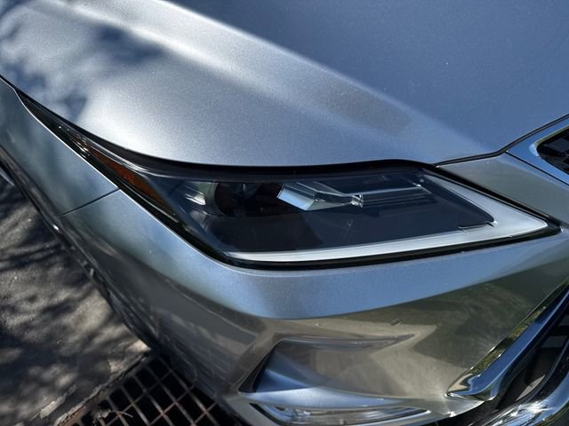 Used 2022 Lexus RX 350L Premium w/ Premium Package image 12